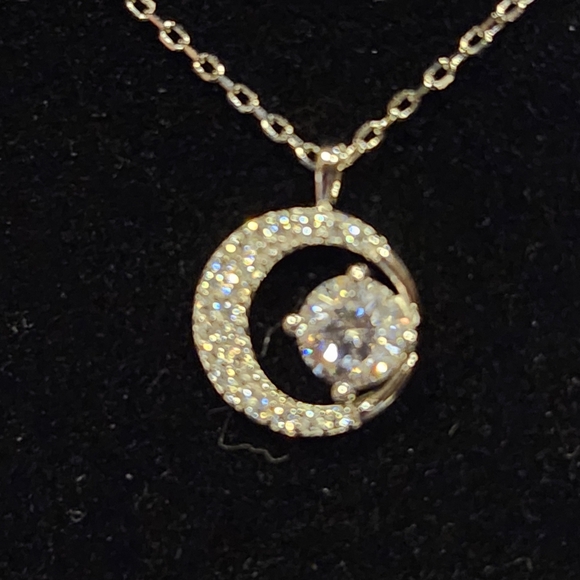 Dazzling Moissanite And 925 Silver Moon Pendant Necklace #40 - Picture 2 of 4